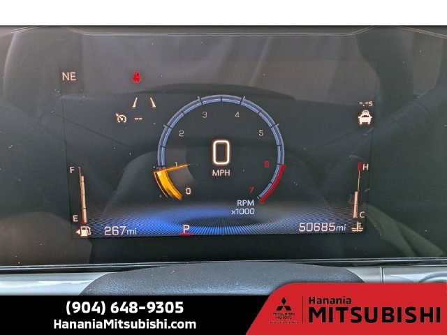 Used 2025 White Chevrolet LT image 28