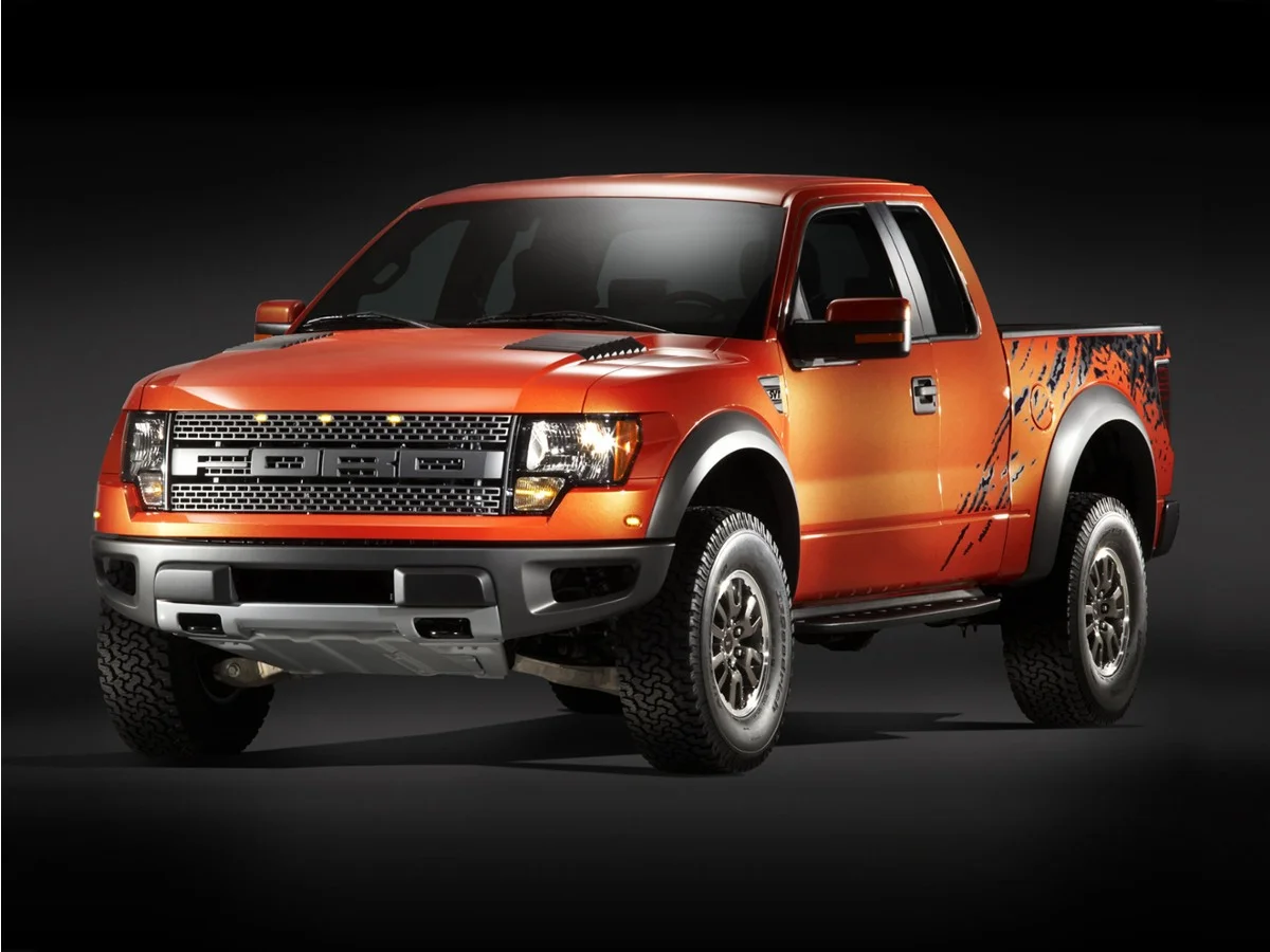 Used 2010 White Ford  image 4