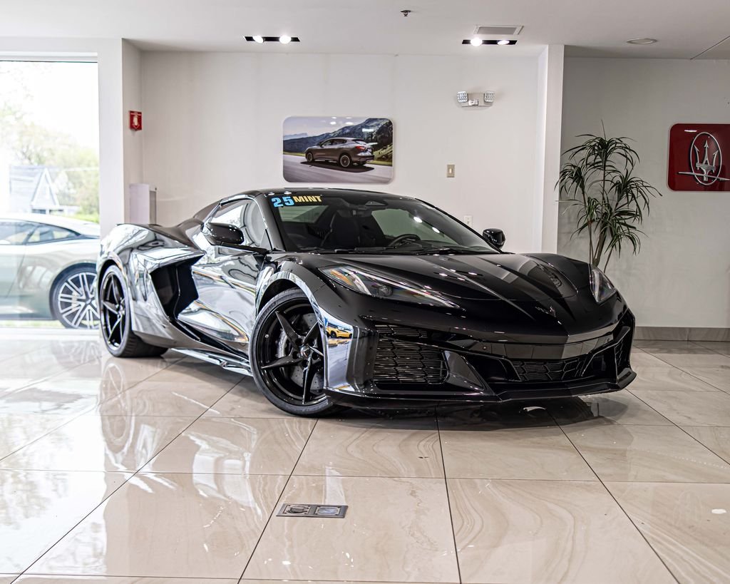 Used 2025 Black Chevrolet E-Ray image 5