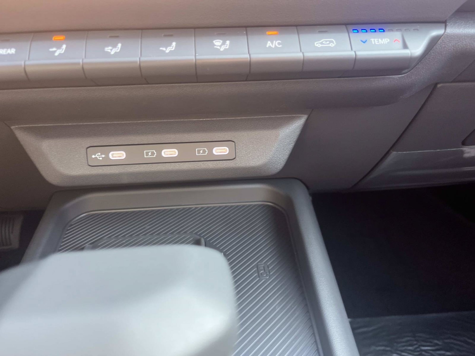 New 2027 Interstellar Gray Kia X-Line S image 30