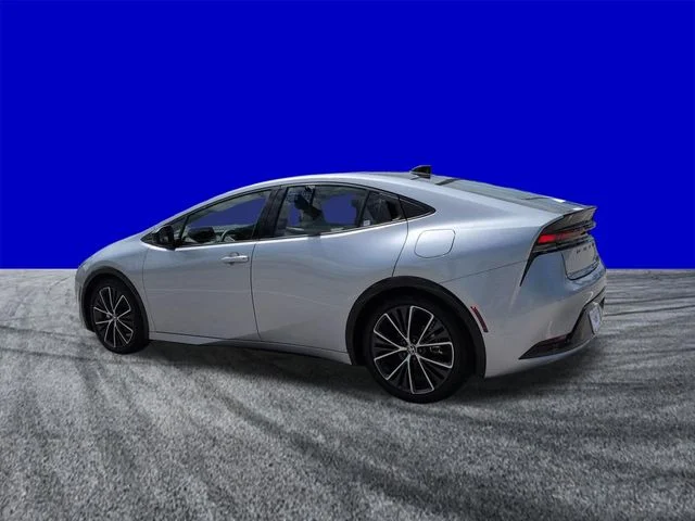 Certified Used 2023 CUTTING EDGE Toyota XLE image 6