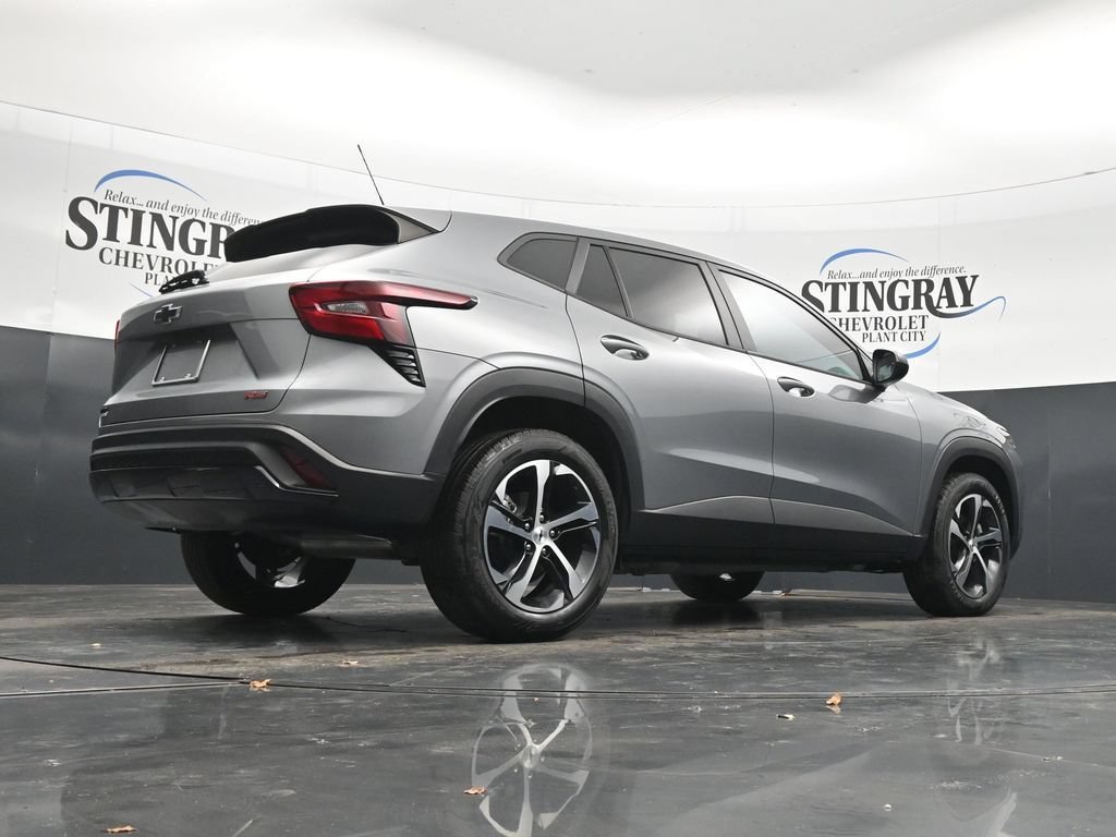 2025 Chevrolet Trax RS - Photo 32