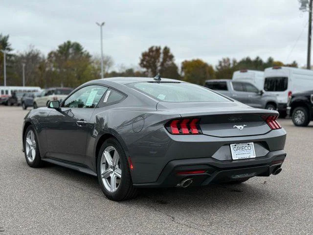 2026 Ford Mustang EcoBoost Fastback - Photo 7
