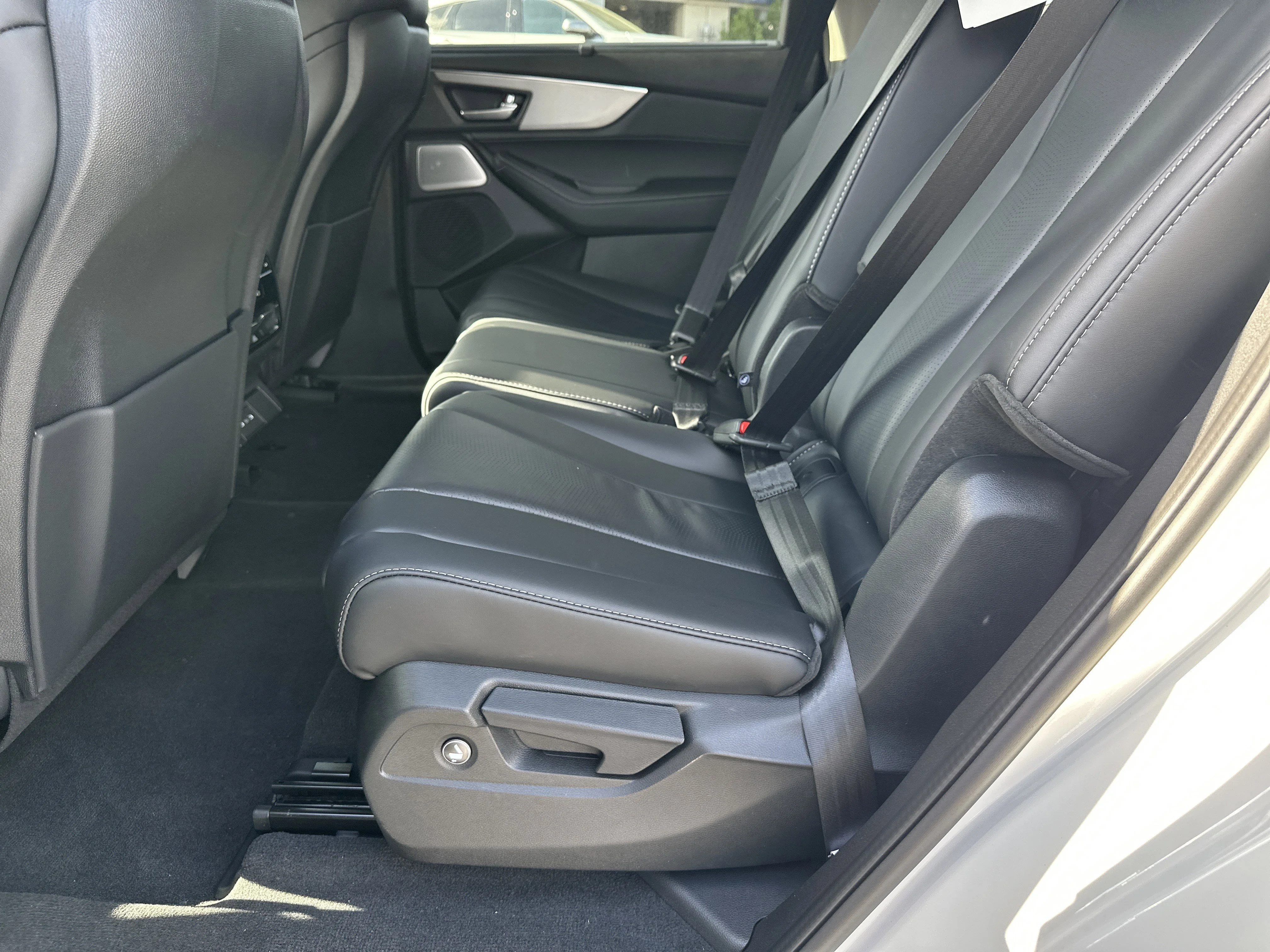 New 2026 Platinum White Pearl Acura w/Technology Package image 13