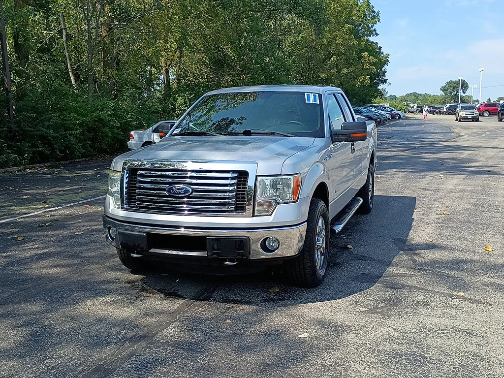 Used 2011 Ingot Silver Metallic Ford XLT image 7
