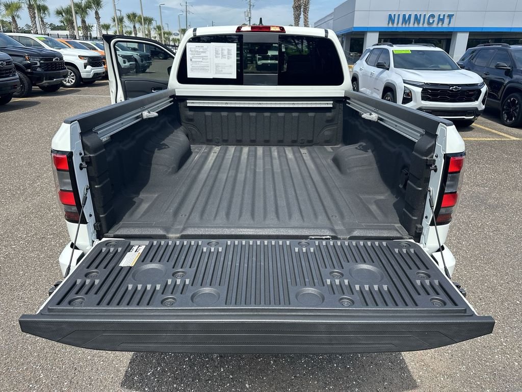 Used 2025  Nissan SV image 28