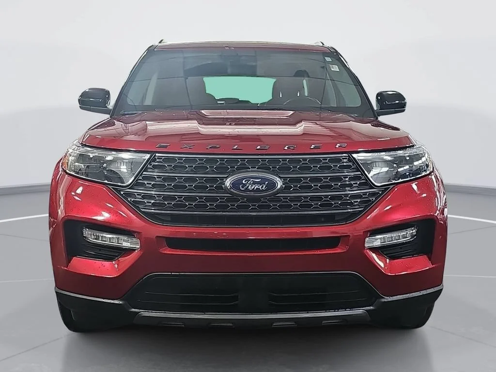 Used 2022 Red Ford XLT image 10