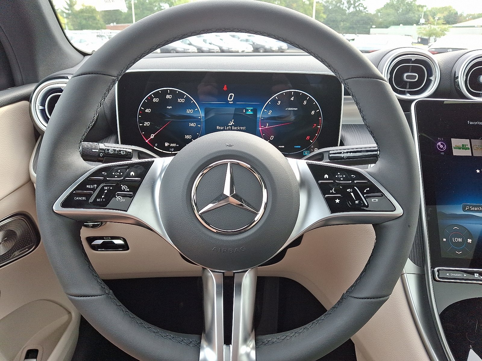 New 2026 Verde Silver Metallic - 188 Mercedes-Benz  image 16