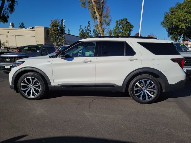 Used 2025 Star White Ford ST-Line image 29