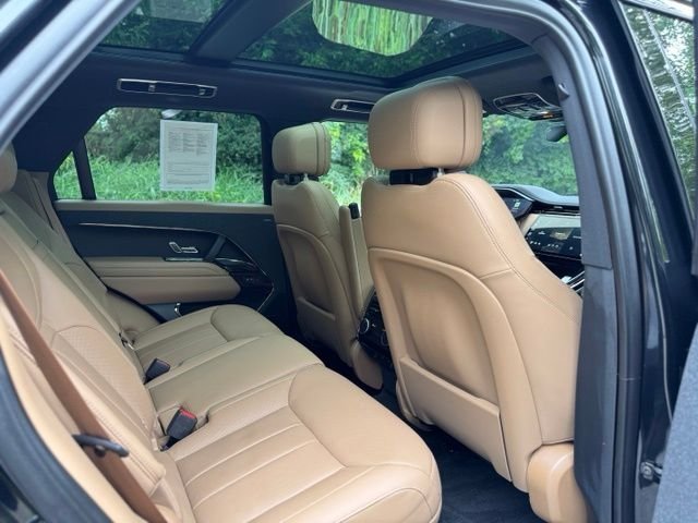 Used 2025 Santorini Black Metallic Land Rover SE image 16