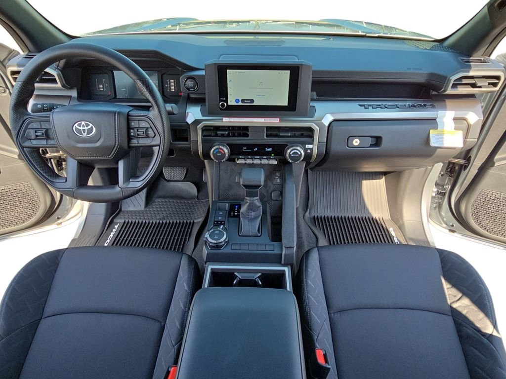 2025 Toyota Tacoma SR5 - Photo 11
