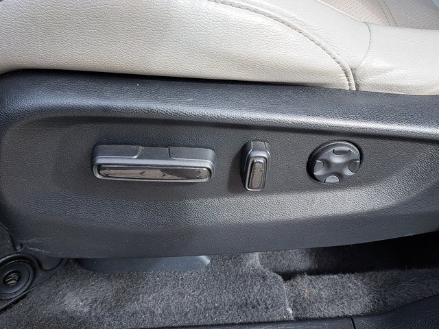 Used 2017 Gray Honda EX-L image 23