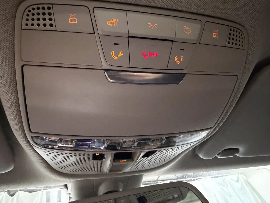 Used 2016 Silver Mercedes-Benz C 300 image 21