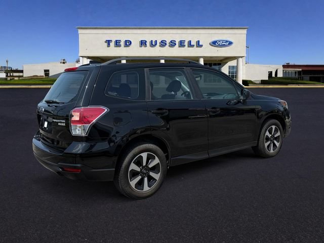 Used 2017 Crystal Black Silica Subaru 2.5i image 6