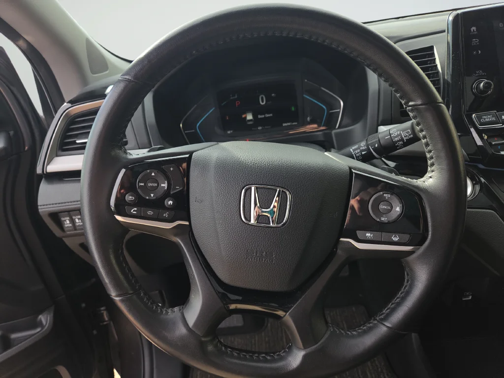 Used 2024 Gray Honda Touring image 30