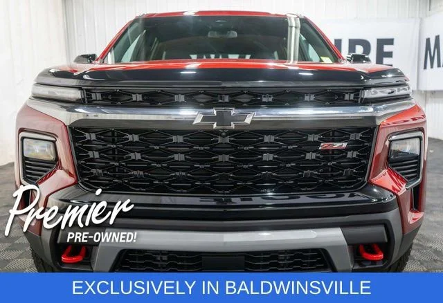 Used 2025 Radiant Red Tintcoat Chevrolet Z71 image 3