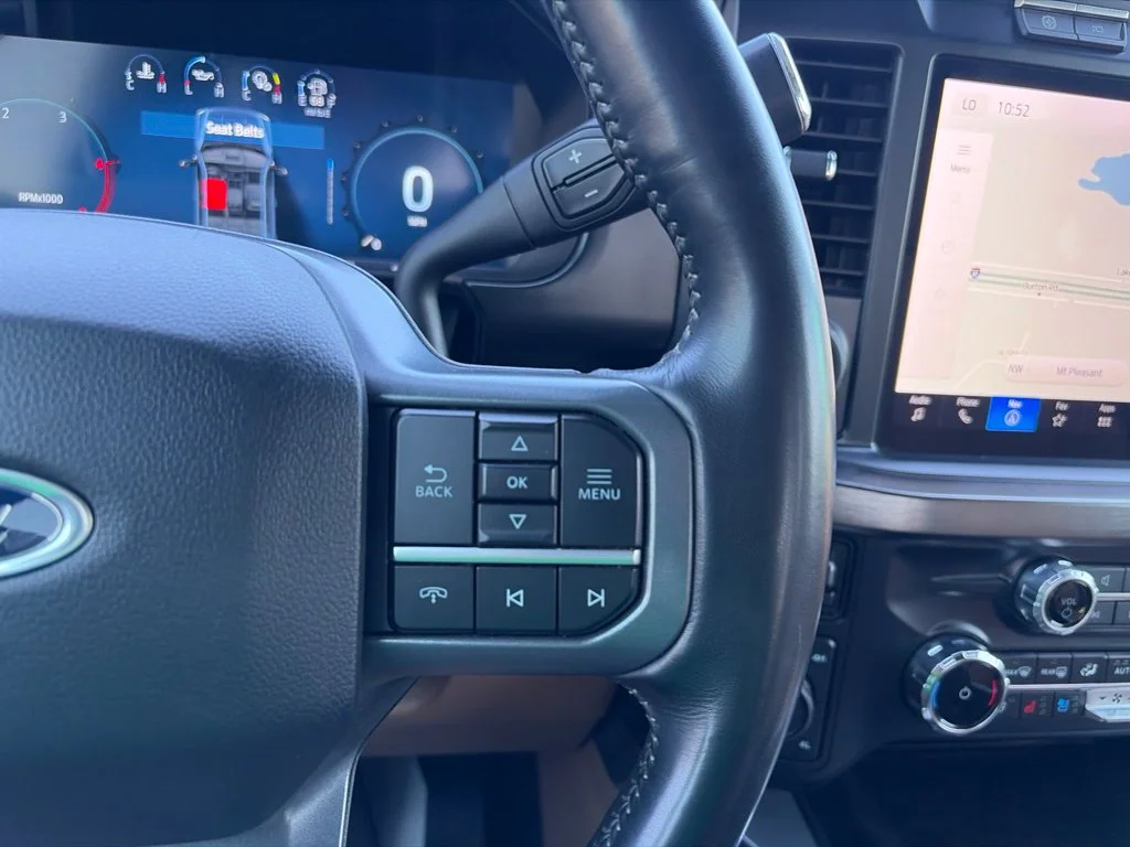 Used 2024 Oxford White Ford Lariat image 23