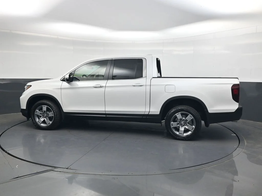 New 2026 Platinum White Pearl Honda RTL image 7