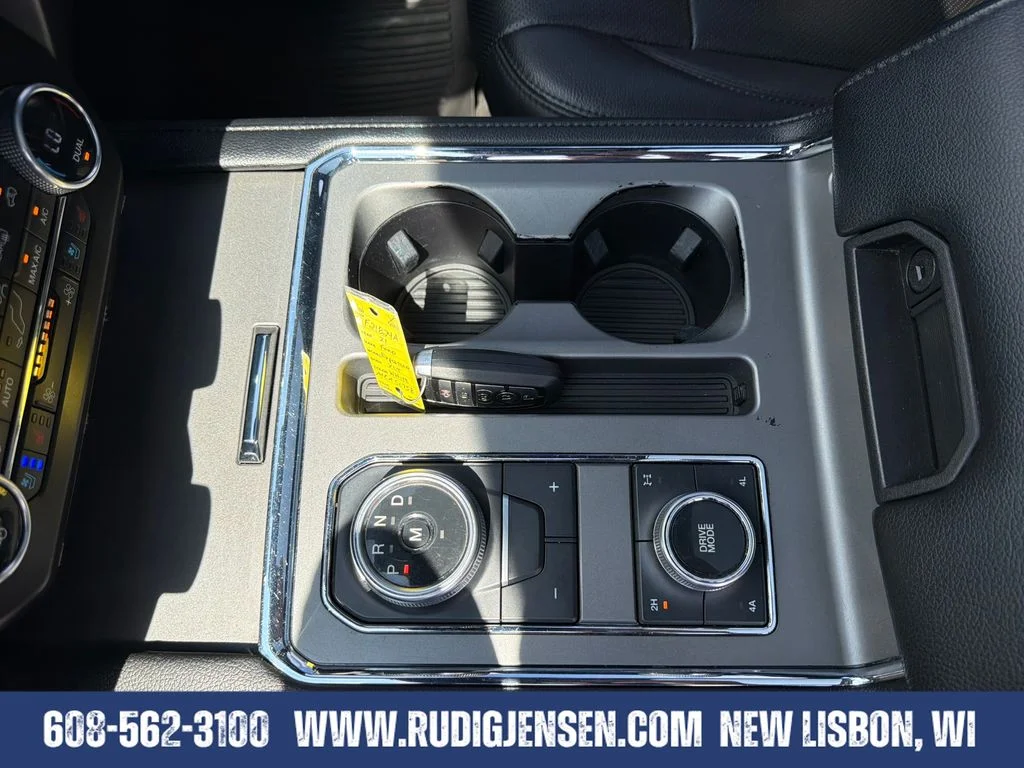 Used 2021 White Ford XLT image 26
