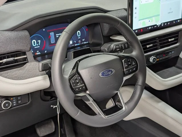 New 2026 Carbonized Gray Metallic Ford Platinum™ image 41