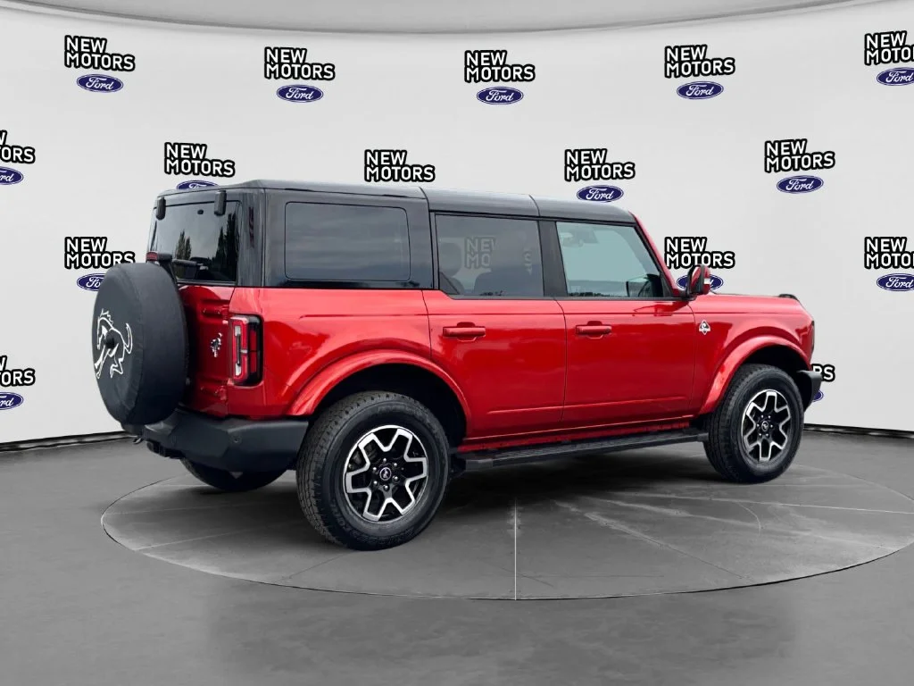 Used 2024 Chili Pepper Red Ford Outer Banks image 5