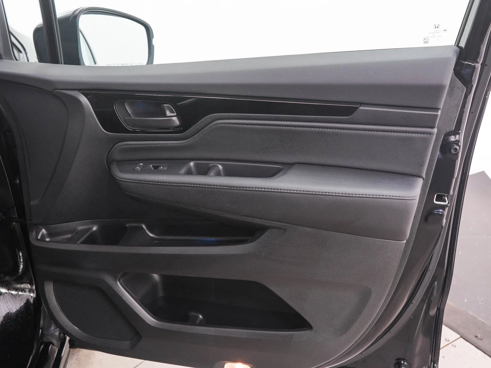 Used 2026 Black Honda Touring Auto image 12