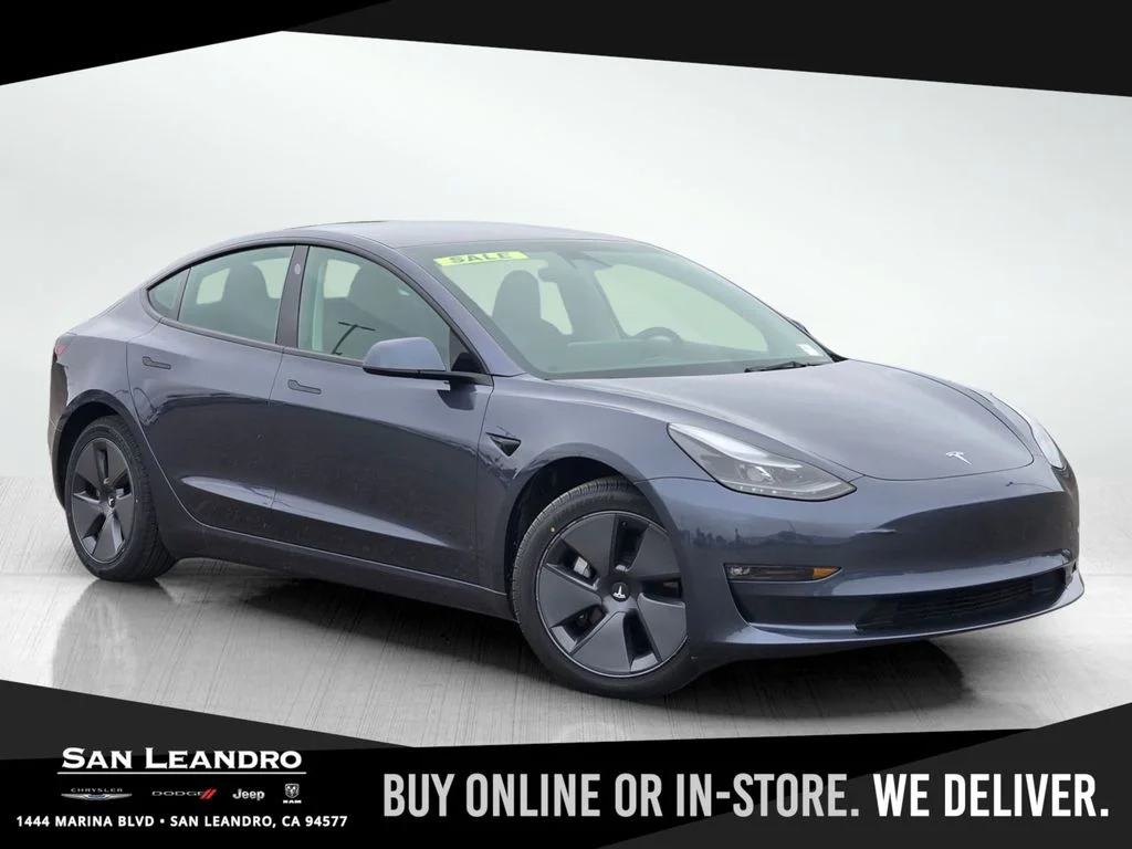 2023 Tesla Model 3 -'s photo