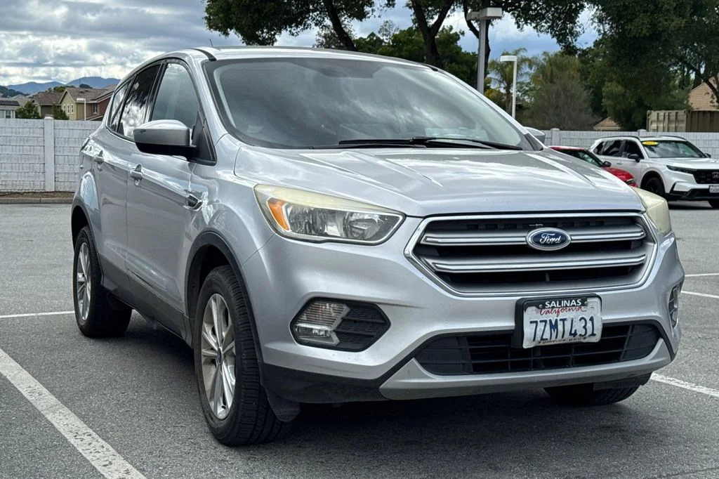 Used 2017 Ford Escape SE with VIN 1FMCU9GD6HUE49388 for sale in Morgan Hill, CA