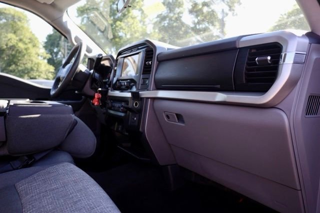 Used 2022  Ford XLT image 37