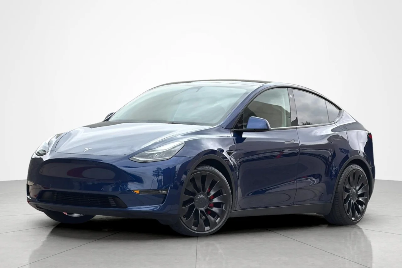 Used 2022 BLUE Tesla Performance image 1