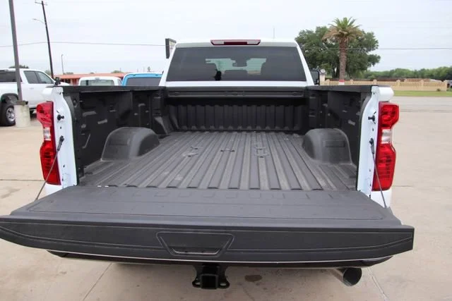 2026 Chevrolet Silverado 2500 HD Custom - Photo 10