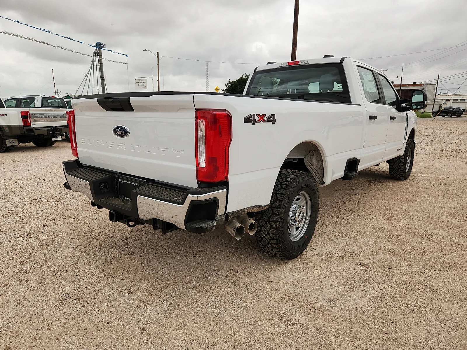 New 2026 Oxford White Ford F-250® XL image 7