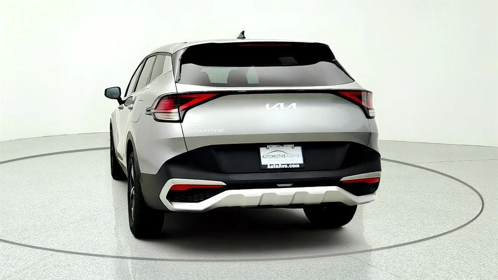Used 2025 Steel Gray Kia LX FWD image 6