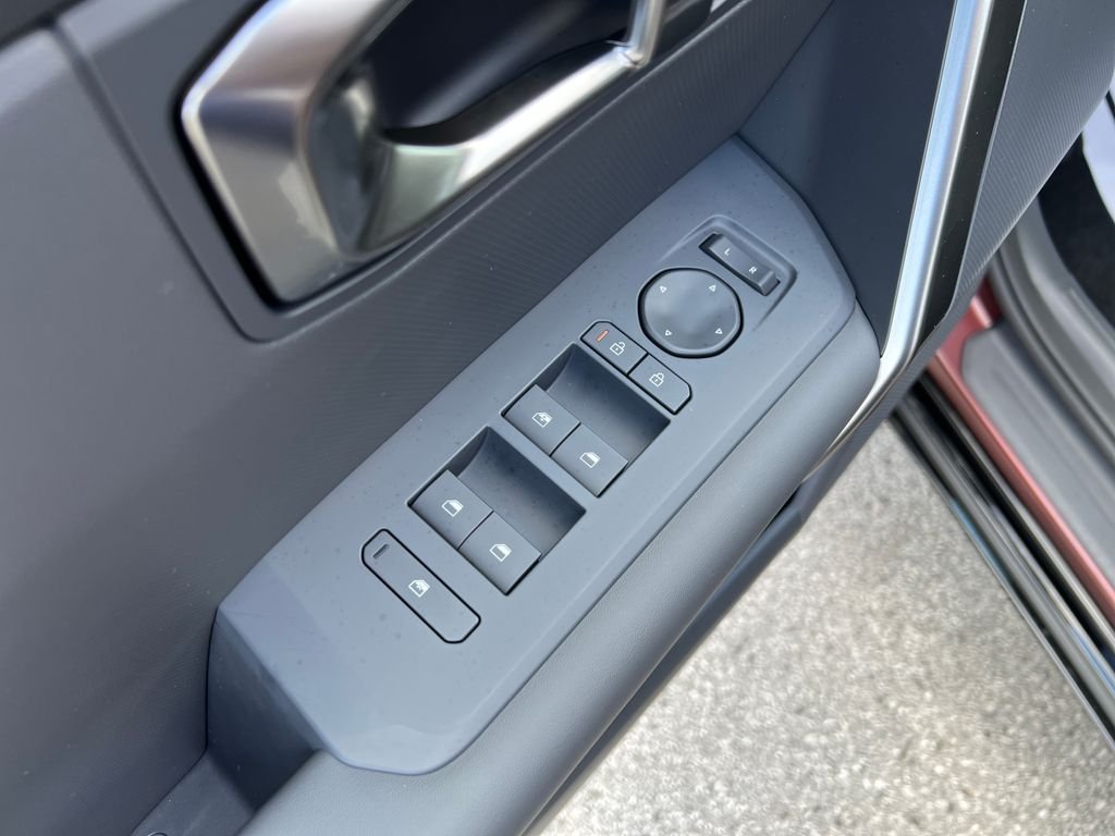 New 2027 Red Kia X-Line S image 11