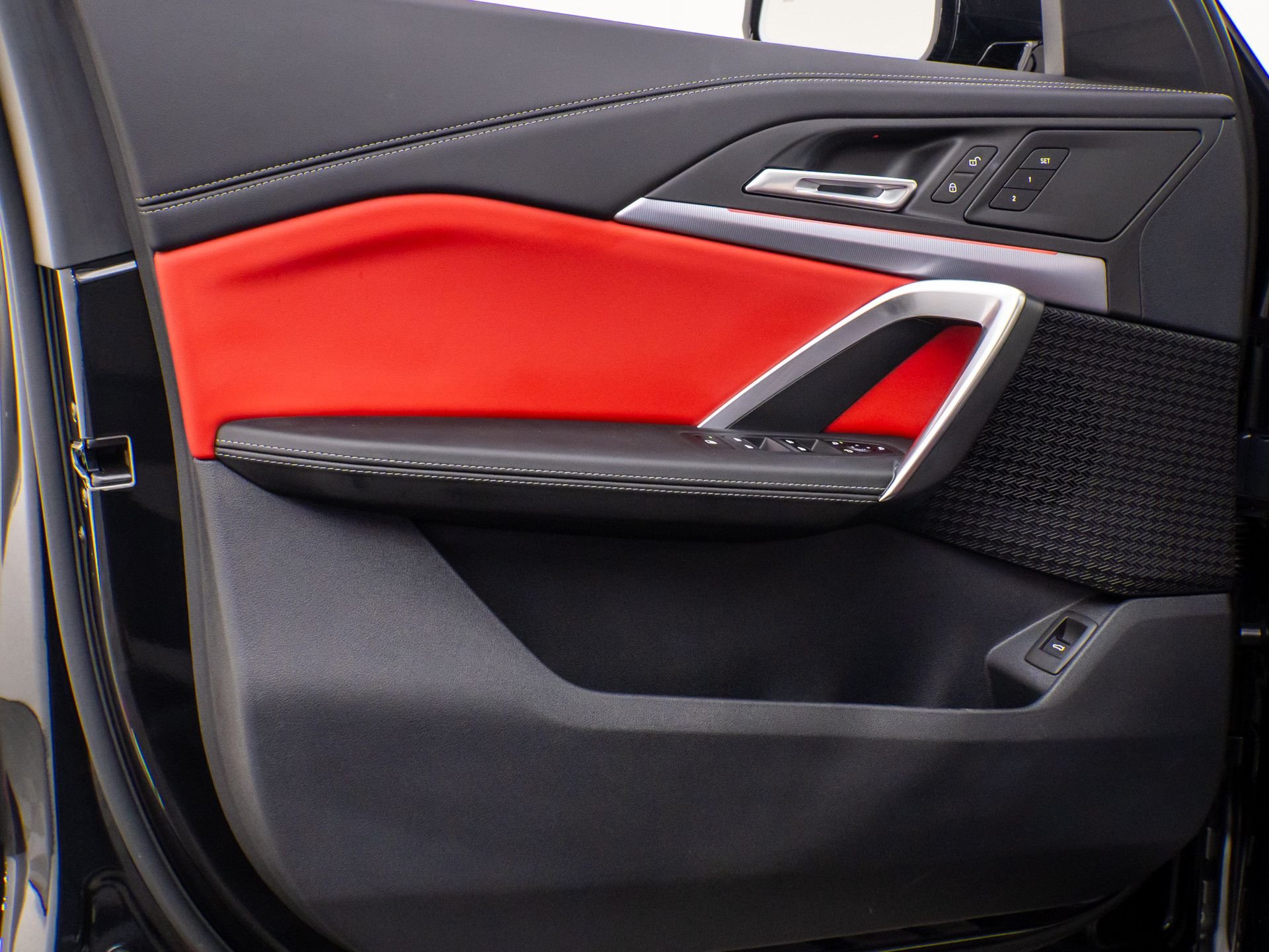 2025 BMW X1 28i - Photo 13