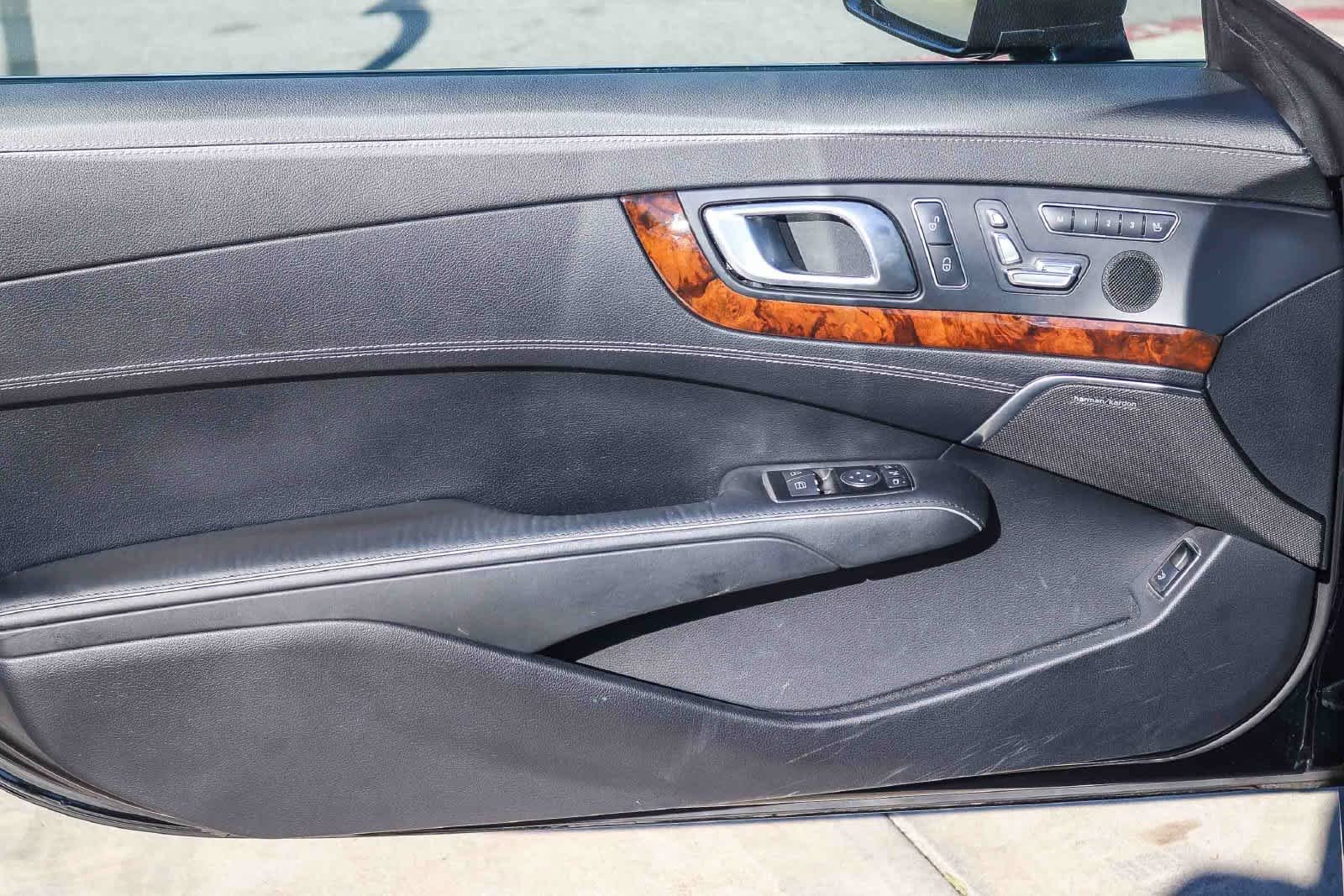 Used 2013 Black Mercedes-Benz SL 550 image 20