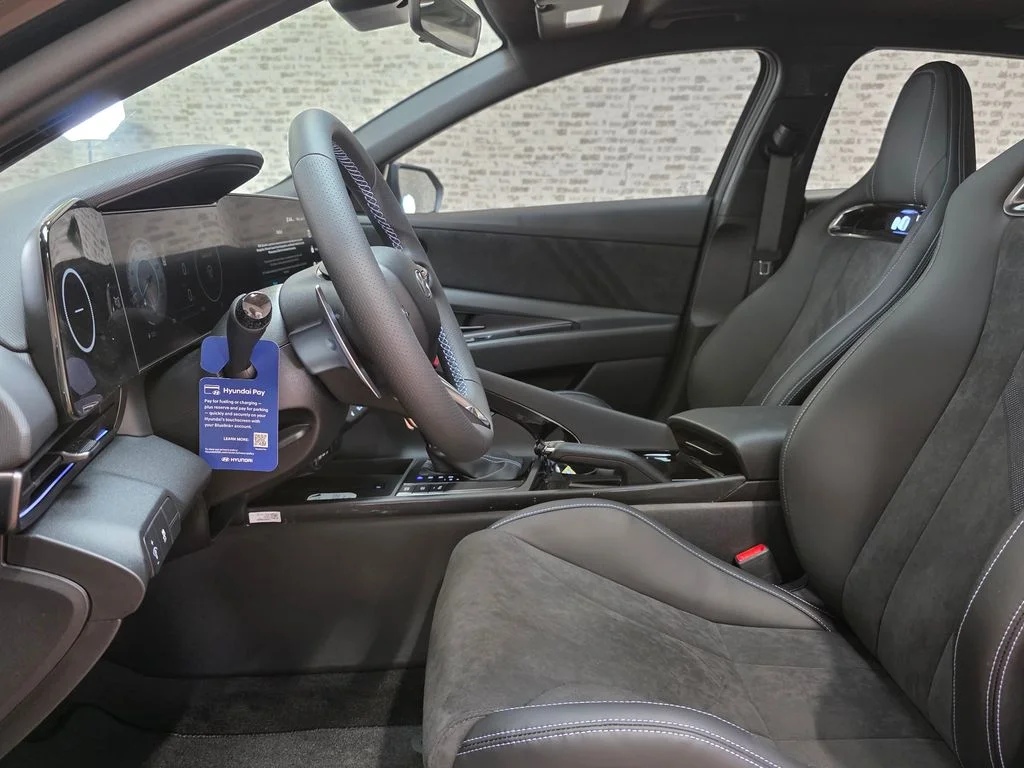 New 2026 Abyss Black Hyundai Base image 22