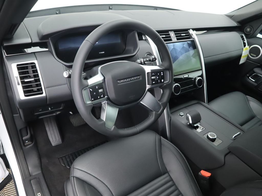 Used 2025 Fuji White Land Rover S image 10