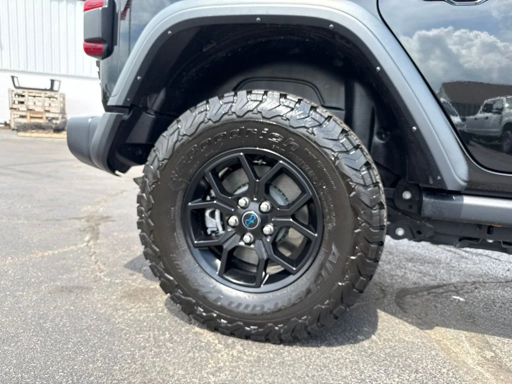 Used 2024 Black Jeep Willys 4xe image 39
