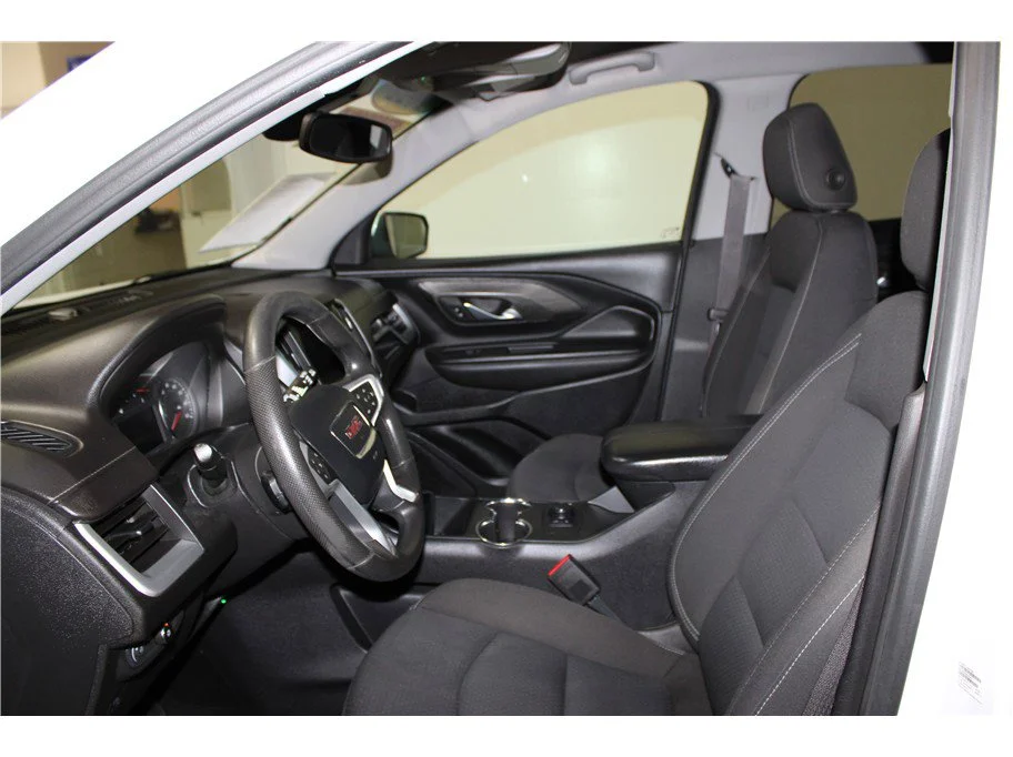 Used 2022 Summit White GMC SLE image 10
