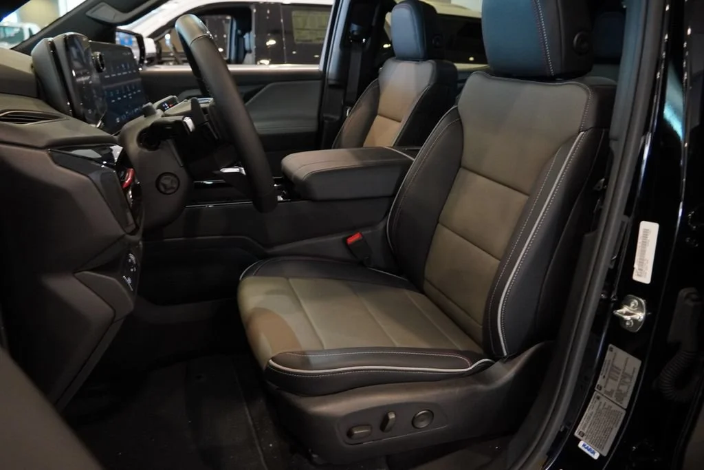 2026 Chevrolet Silverado EV Trail Boss - Photo 6