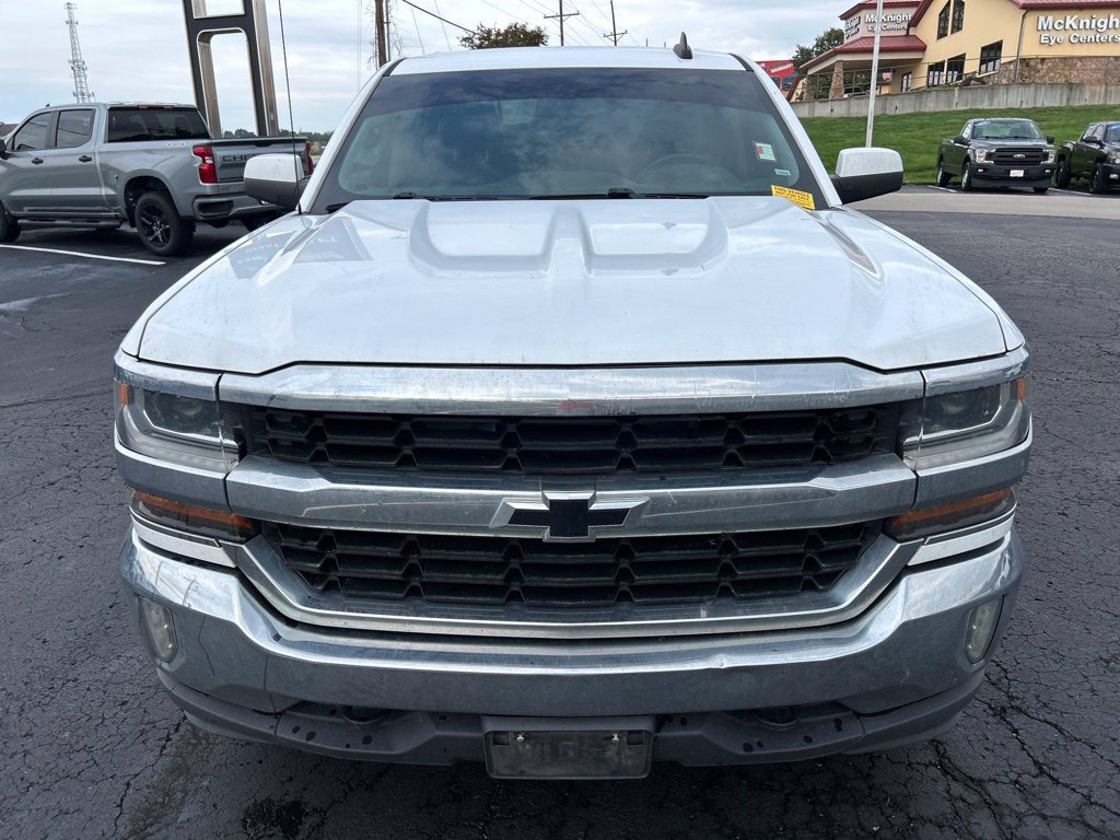 Used 2017 Chevrolet Silverado 1500 LT with VIN 1GCVKREC1HZ295706 for sale in Kansas City