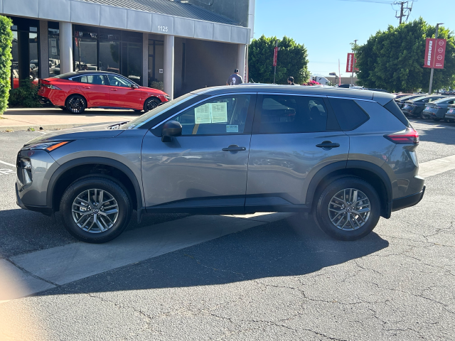 Used 2026 Gray Nissan S image 5