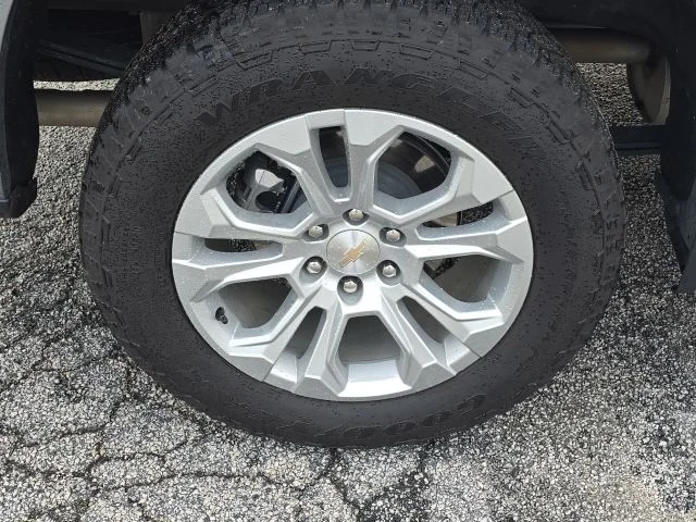 Used 2025 Gray Chevrolet LTZ image 12