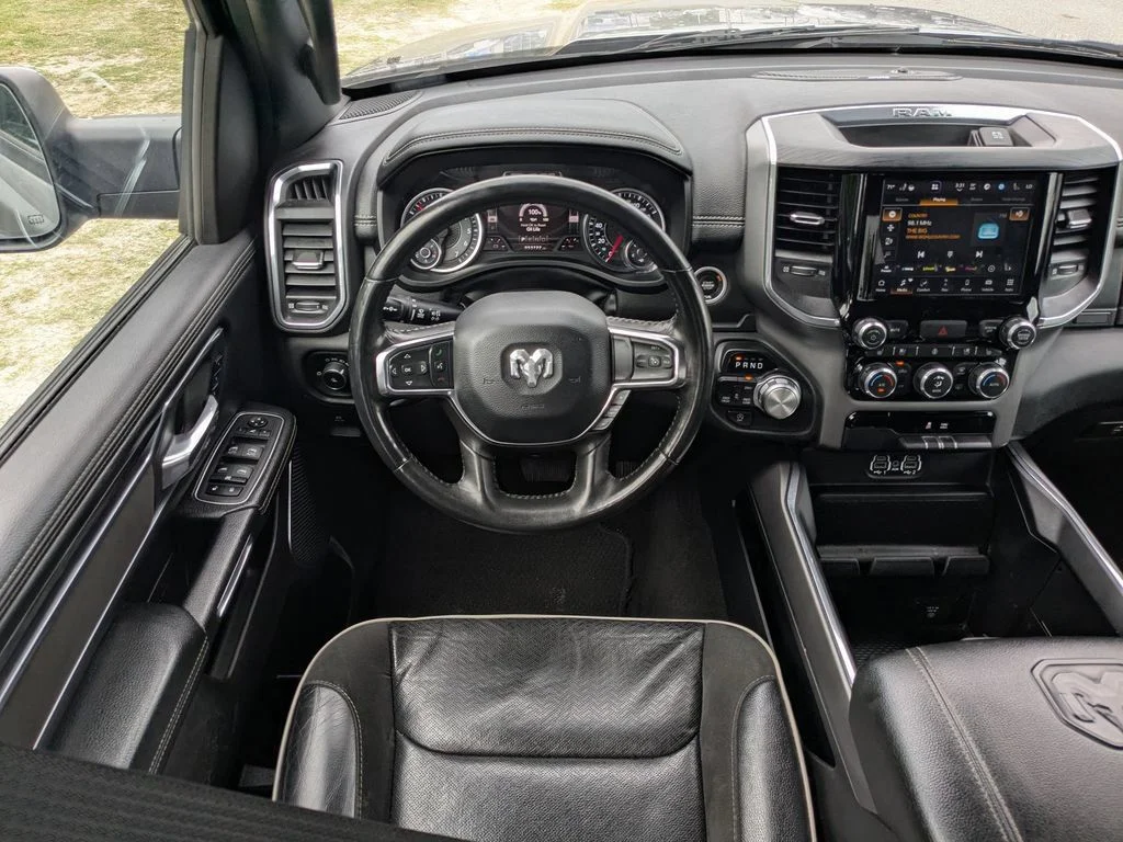 Used 2024 Silver Ram Laramie image 16