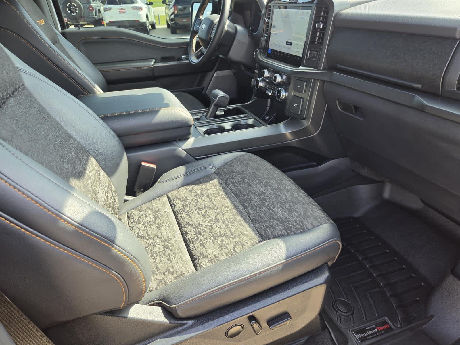 Used 2025 Space White Metallic Ford Tremor image 9