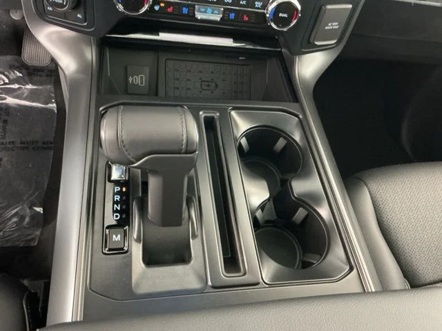 New 2026 Oxford White Ford Lariat image 21