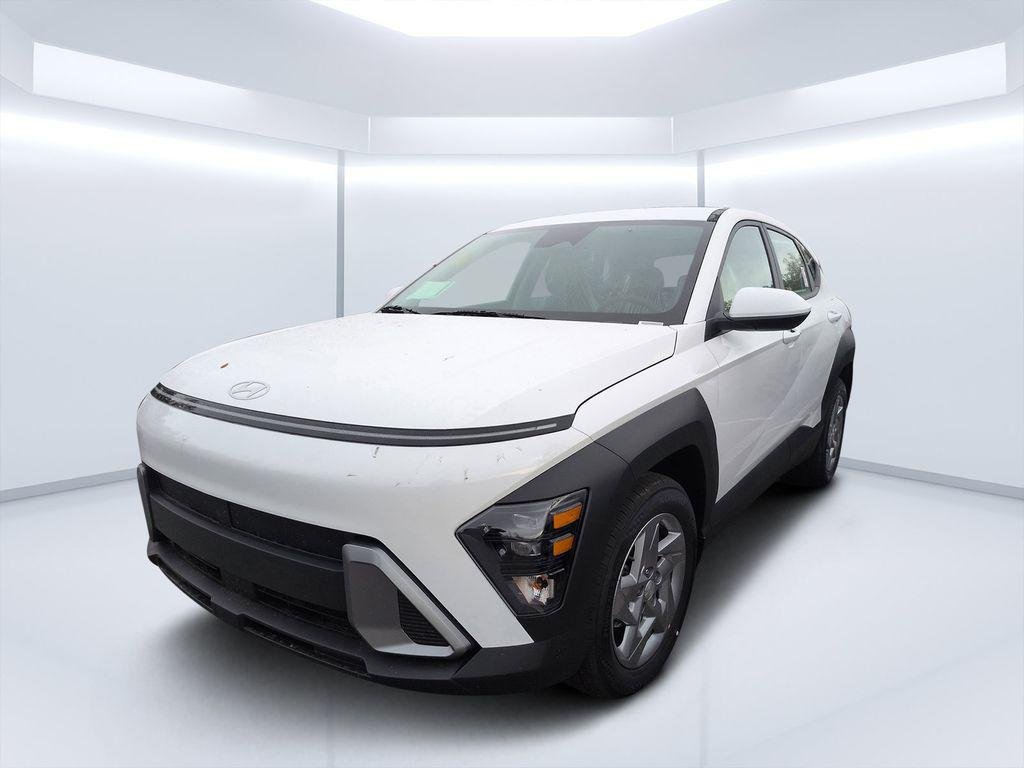 New 2026 White Hyundai SE FWD image 3