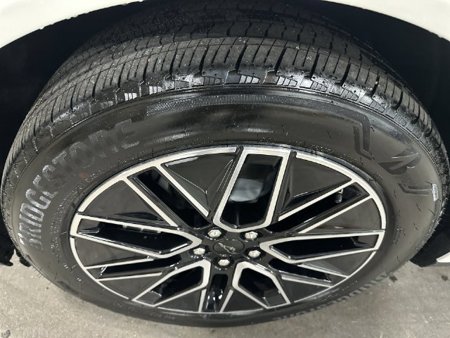 New 2026 White Ford Premium image 23