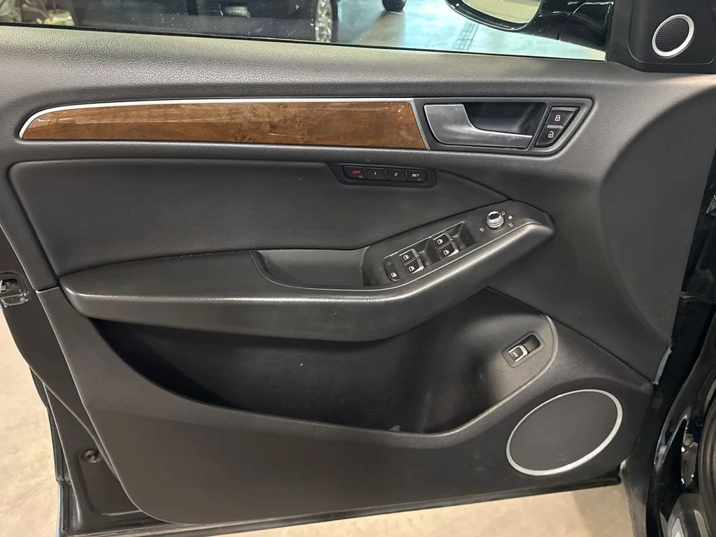 Used 2016 Black Audi 2.0T Premium Plus image 7
